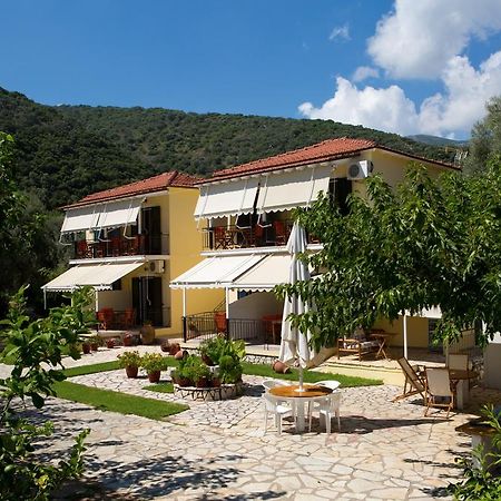 Natasa Studios Mikros Gialos Exterior foto