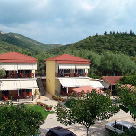 Natasa Studios Mikros Gialos Exterior foto