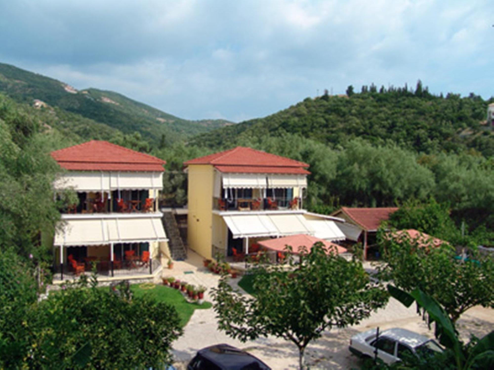 Natasa Studios Mikros Gialos Exterior foto